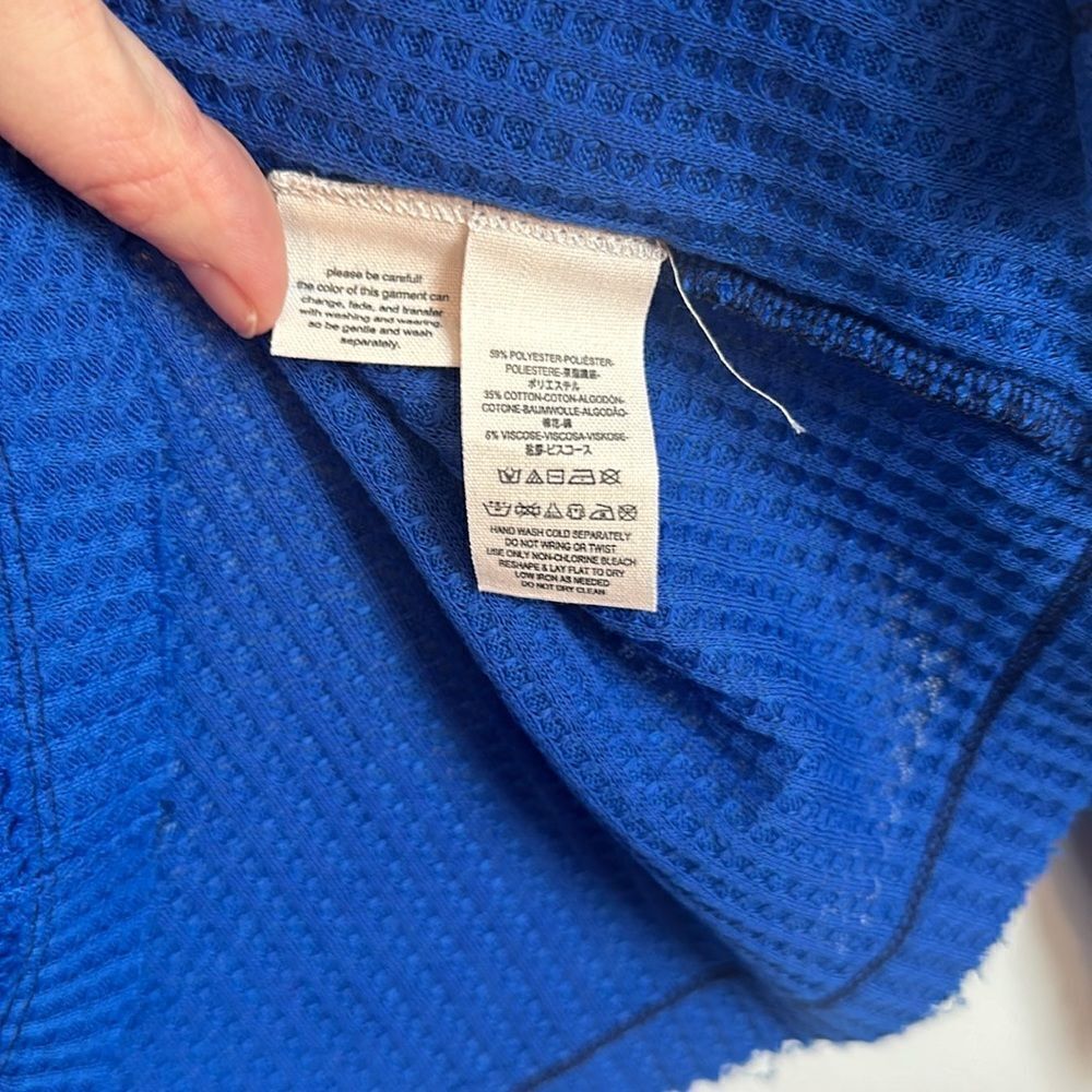We‎ The Free/Free People Dahlia Thermal Top in Sapphire -NWOT - Size small - Picture 7 of 8